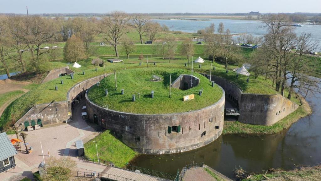 Fort Vuren Exterior foto